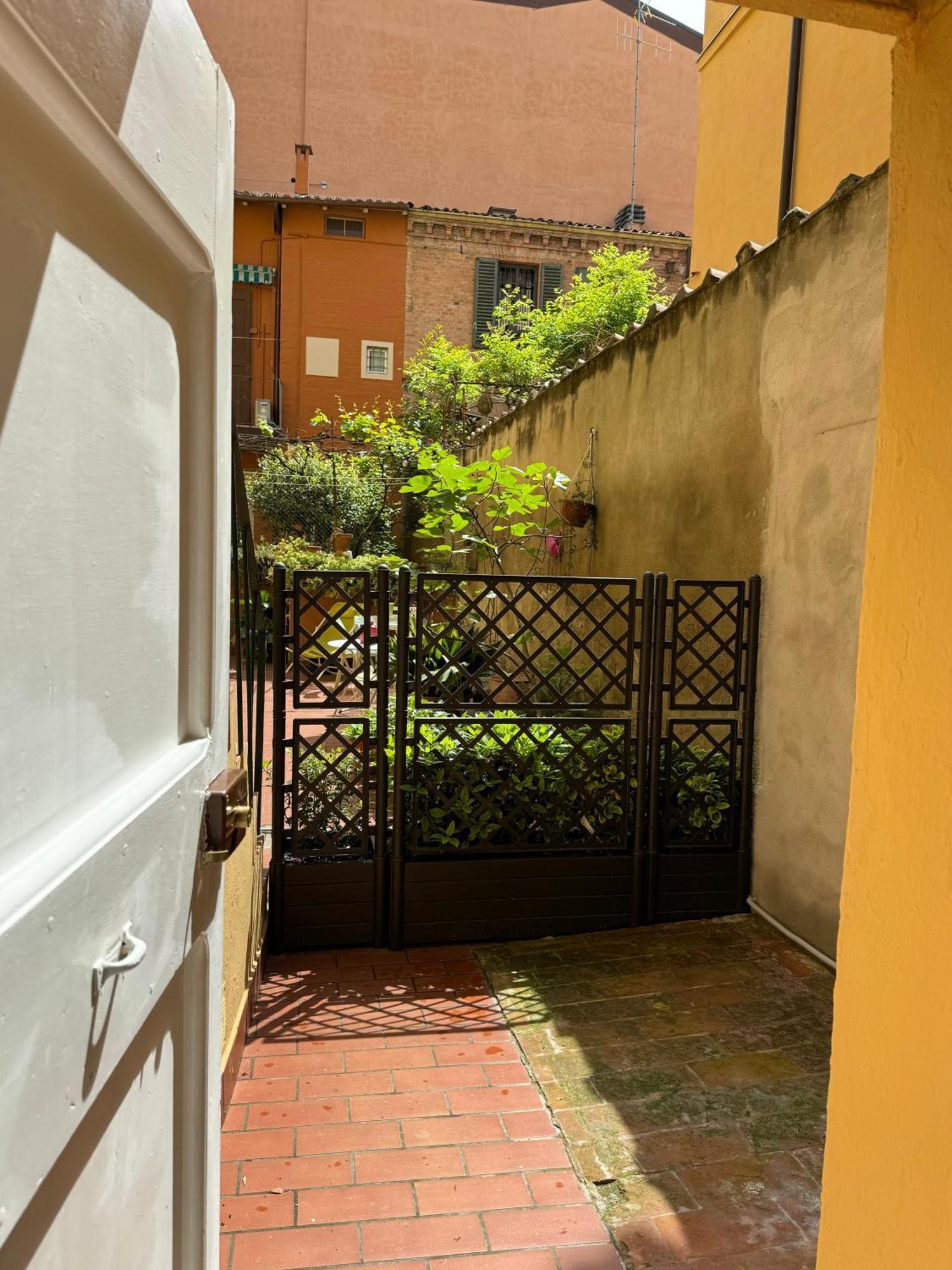 La Casina A Porta Castiglione Apartment Bologna Exterior photo